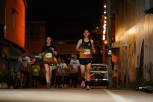 BIB: 30099, 0074
                            <button type="button" onclick="openModal(21742997)" class="btn btn-primary btn-sm float-right btn-popup" data-toggle="modal" data-target=".modal-high-quality">
                        <i class="fas fa-shopping-cart"></i> Add to Cart
                    </button>
                                            <button type="button" onclick="isThisMe(21742997, true)" class="btn btn-success btn-sm float-right btn-popup btn-isme hidden" data-toggle="tooltip" data-placement="bottom" title="นี่คือรูปของคุณใช่ไหม คลิกที่นี่เพื่อเอาเข้าอัลบั้ม">
                        <i class="fas fa-plus"></i> Add to album
                    </button>
                    <button type="button" onclick="isThisMe(21742997, false)" class="btn btn-warning btn-sm float-right btn-popup btn-isnotme hidden">
                        <i class="fas fa-ban"></i> Remove from album
                    </button>